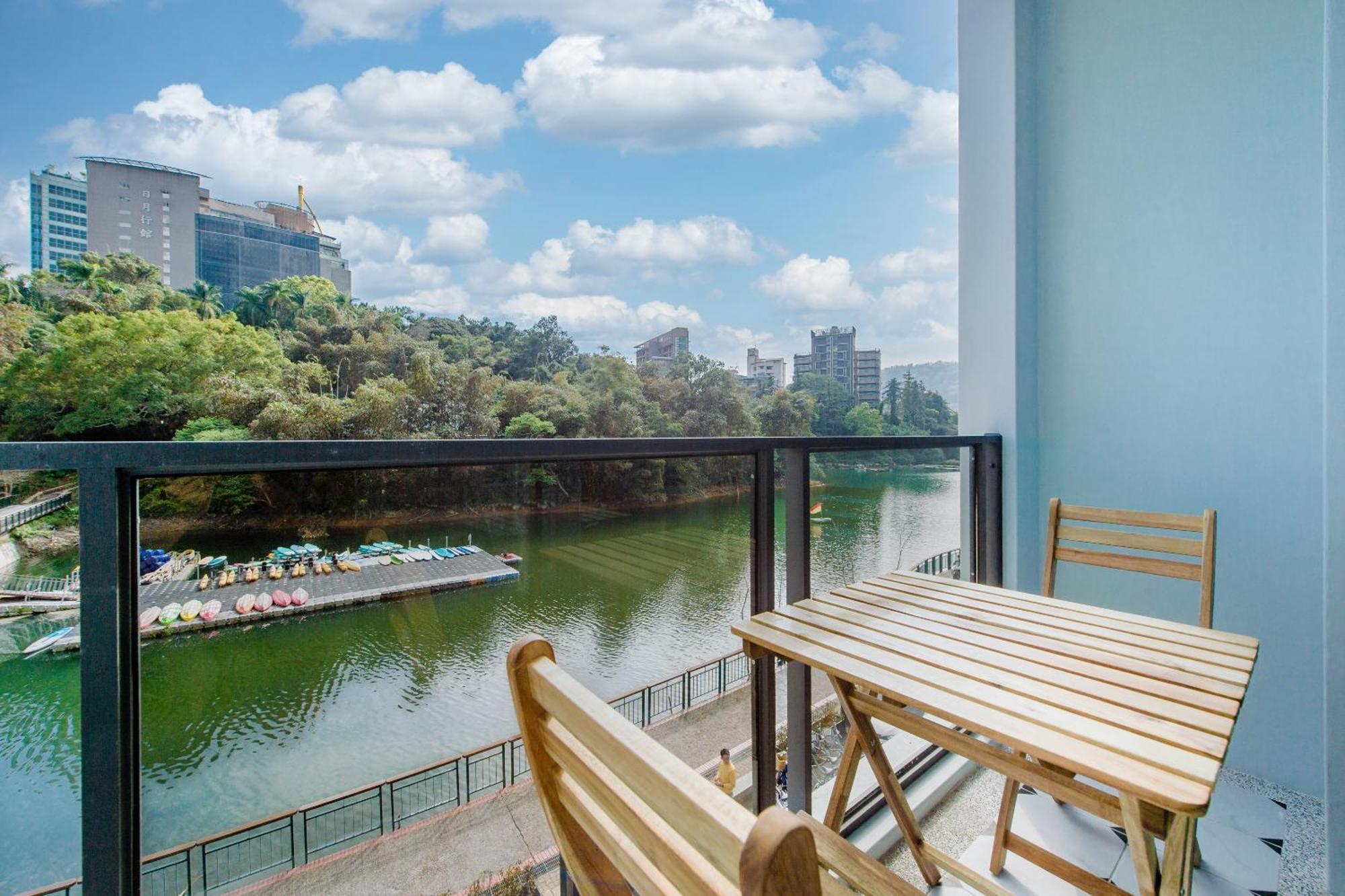 Water House Bed & Breakfast หยูฉี ภายนอก รูปภาพ